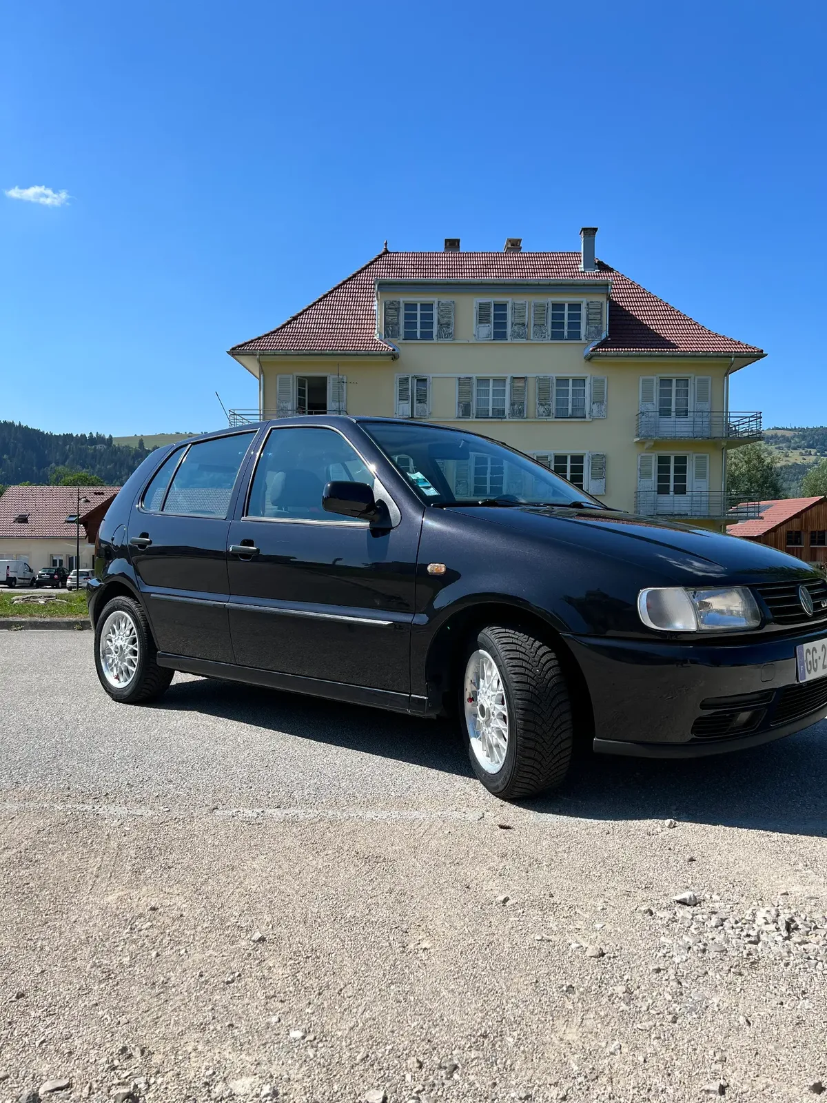 Volkswagen Polo GTI noire après préparation par DCM Morteau